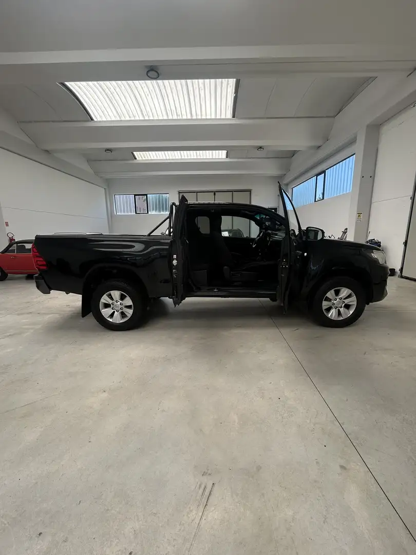 Toyota Hilux 2.4 d-4d extra cab Comfort 4wd - 1