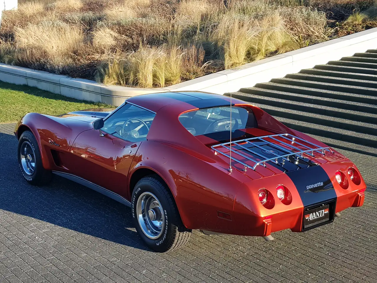 Chevrolet Corvette USA STINGRAY C3 COUPE V8 AUTOMAAT GEHEEL GERESTAUR, foto 3