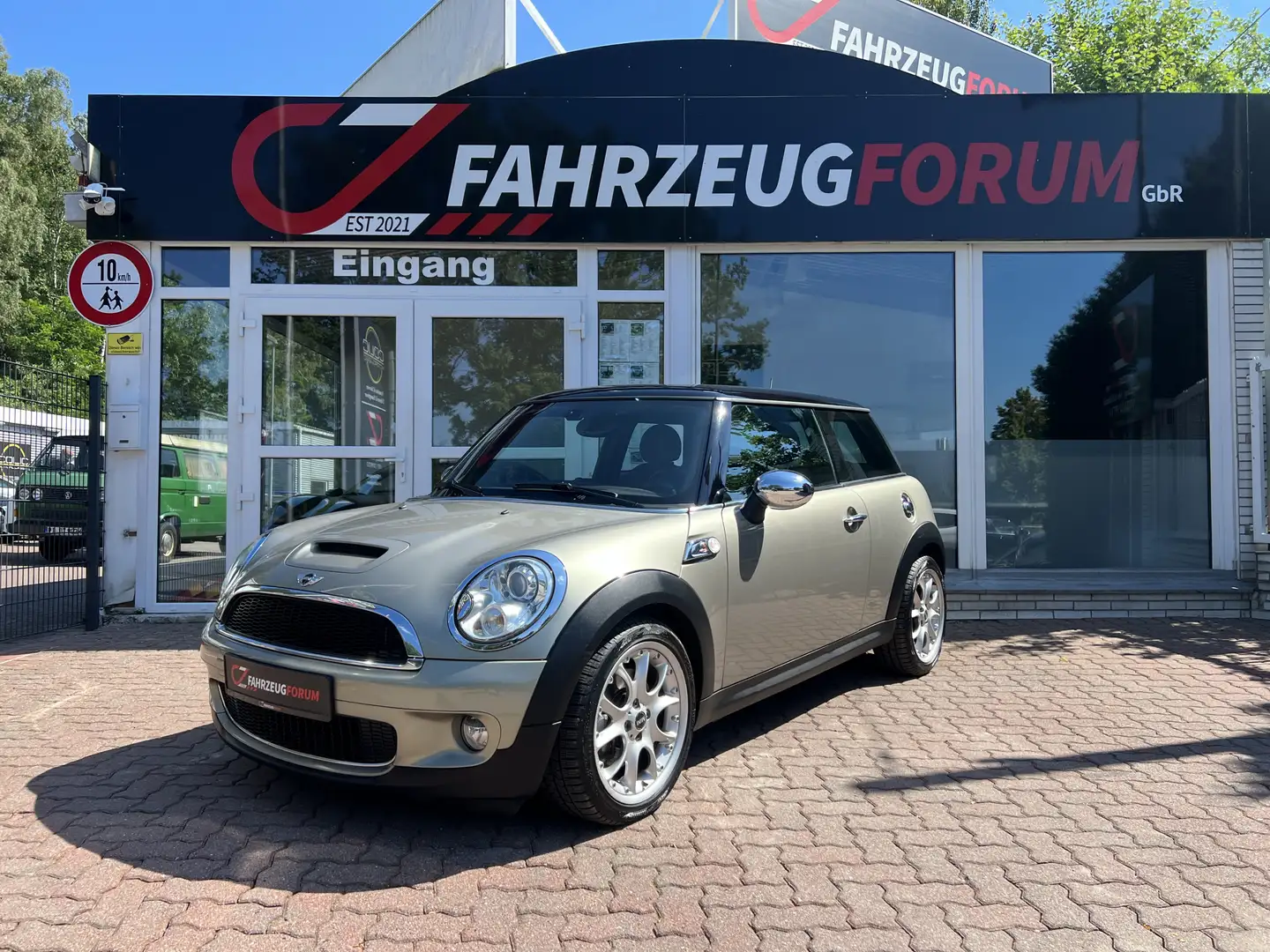 MINI Cooper S Scheckheft gepflegt Motorprobleme Zilver - 1