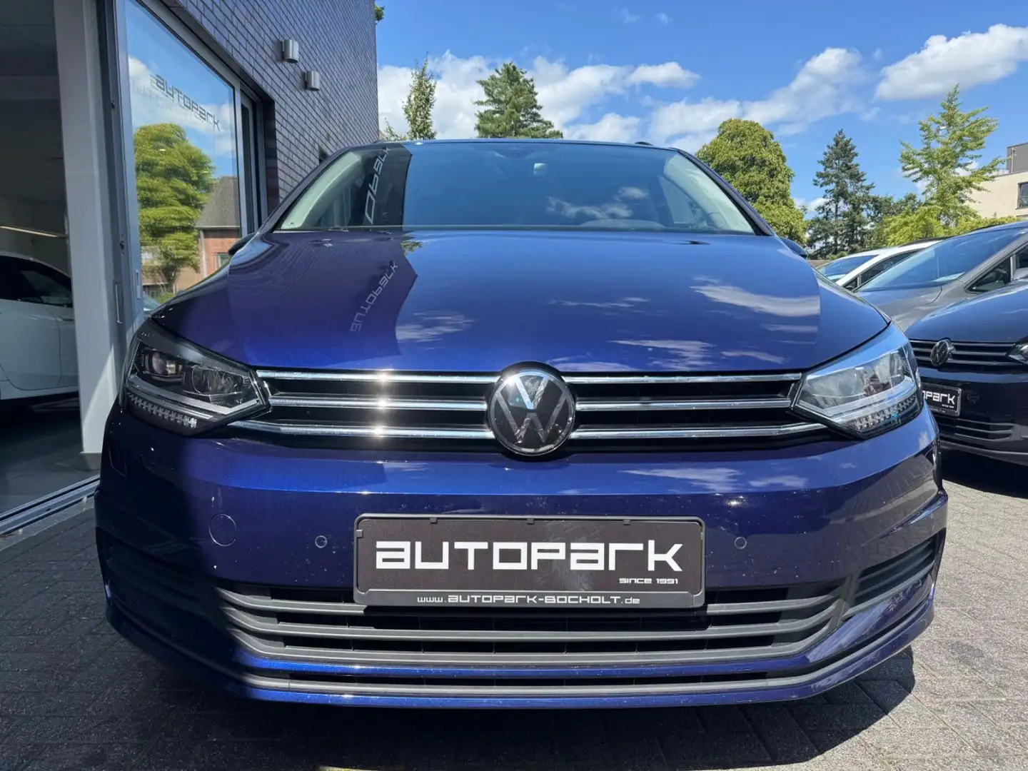 Volkswagen Touran Comfortline Business ACC Kamera adapt.LED Blau - 2