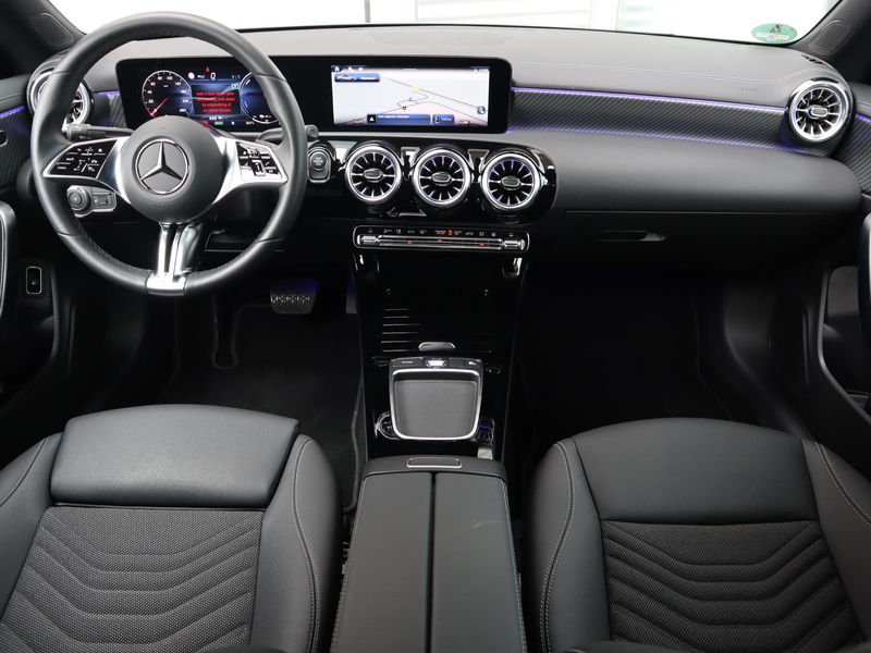 Mercedes-Benz CLA 250 e Star Edition Luxury Line — photo 11