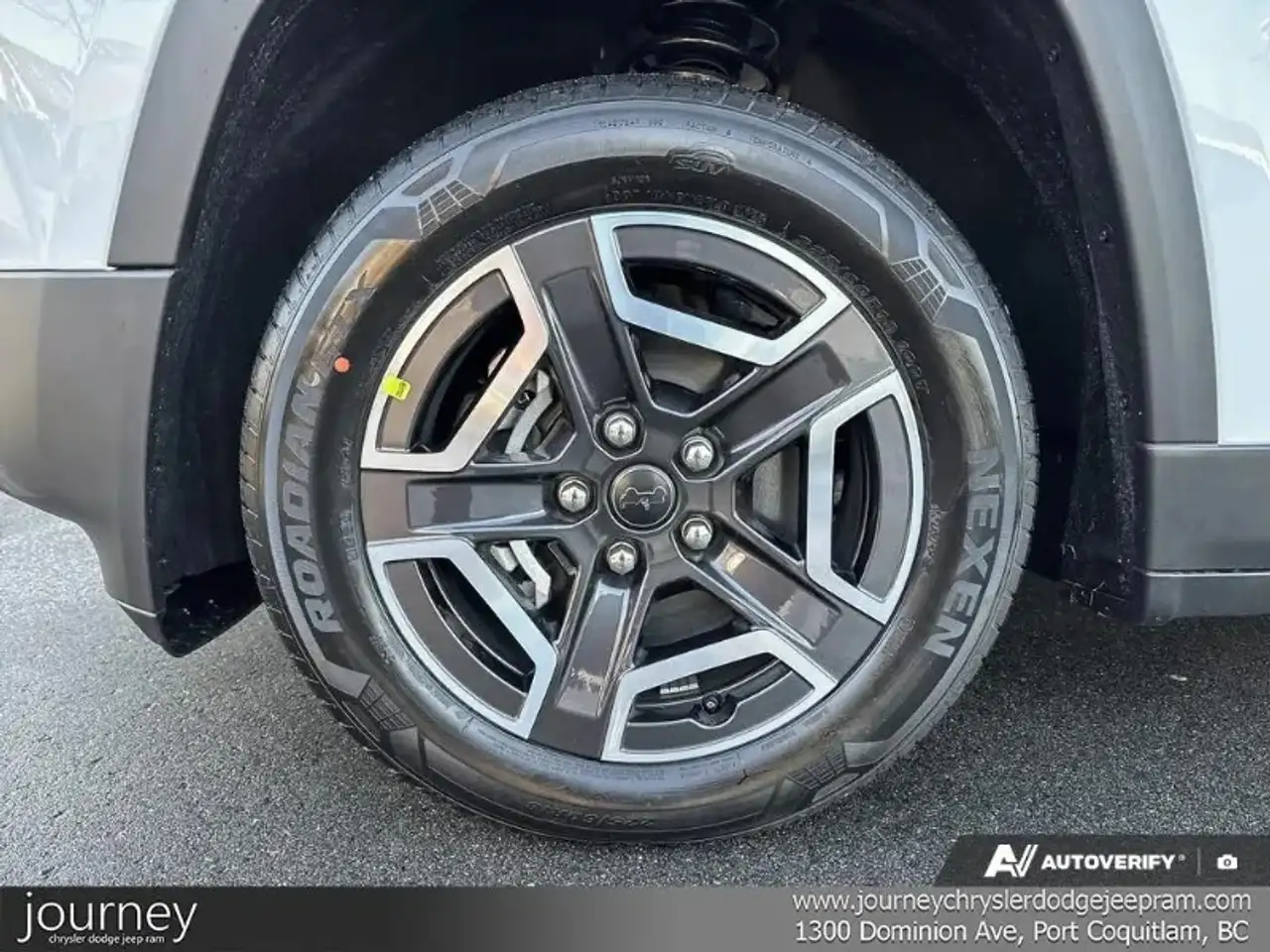 Jeep Cherokee снимка Jeep Cherokee