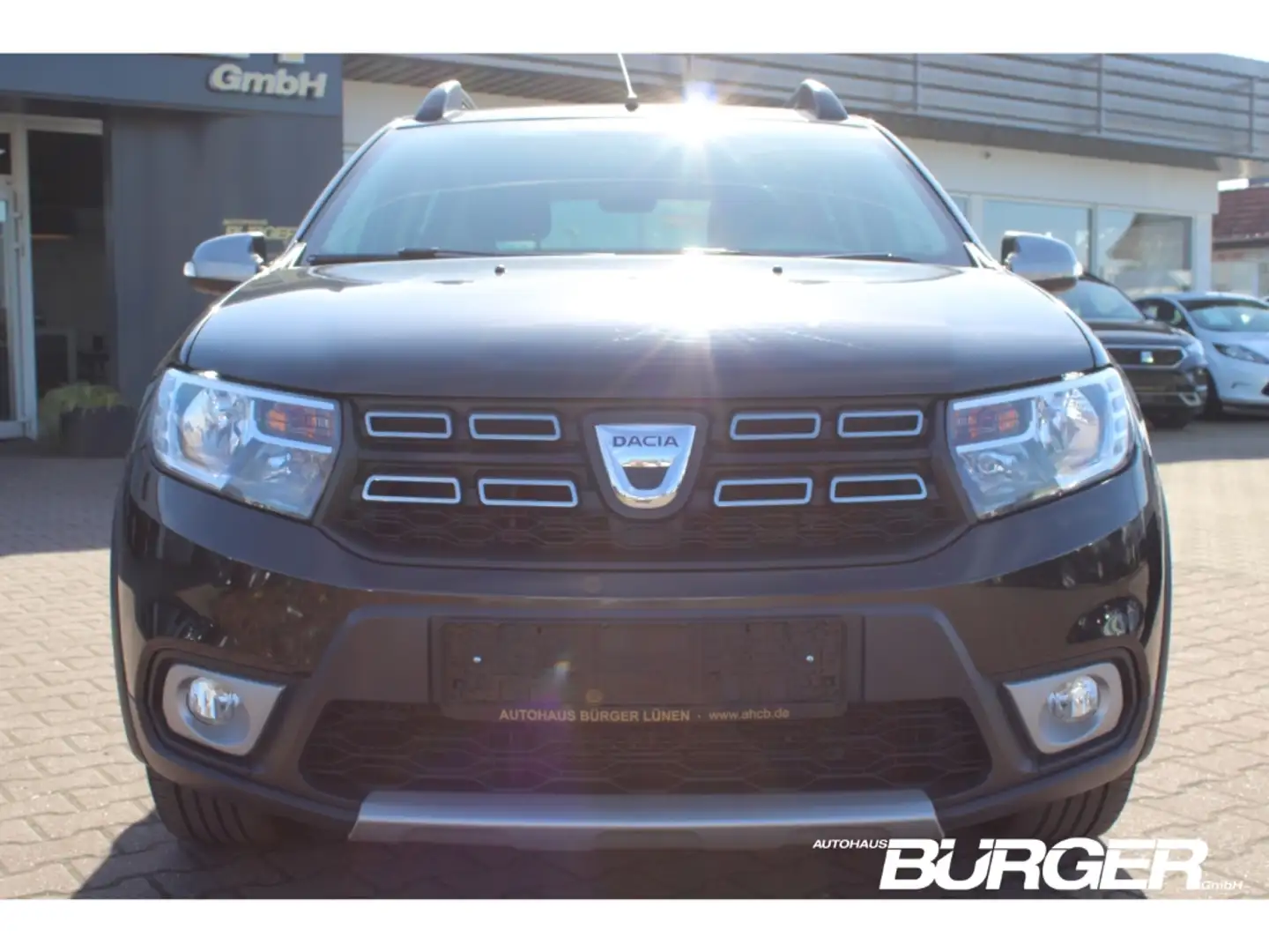 Dacia Sandero II Stepway 0.9 TCe AHK Navi Klimaautom Fahrerprofi Schwarz - 2