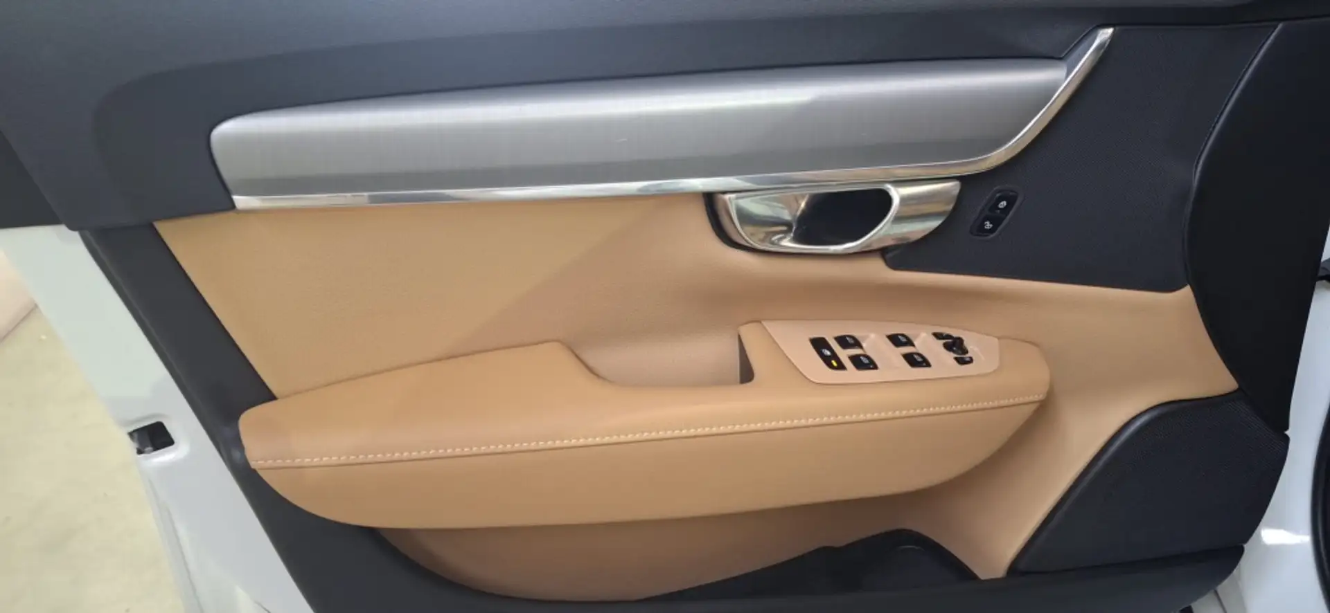 Volvo V90 D4 Business Plus Aut. 190 Blanco - 2