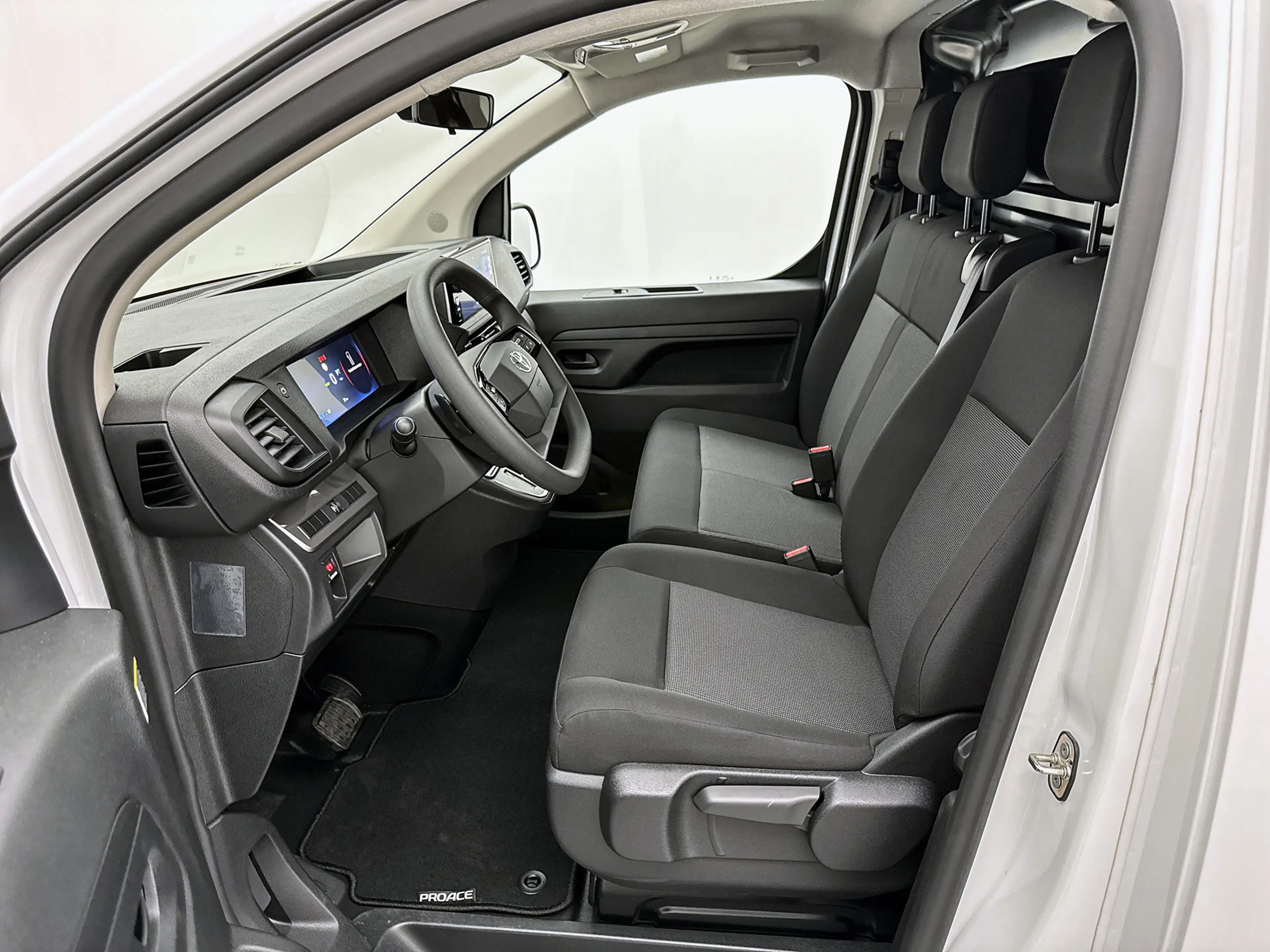 Toyota Proace Electric Worker Comfort Standard Range L2 50 kWh N — photo 7