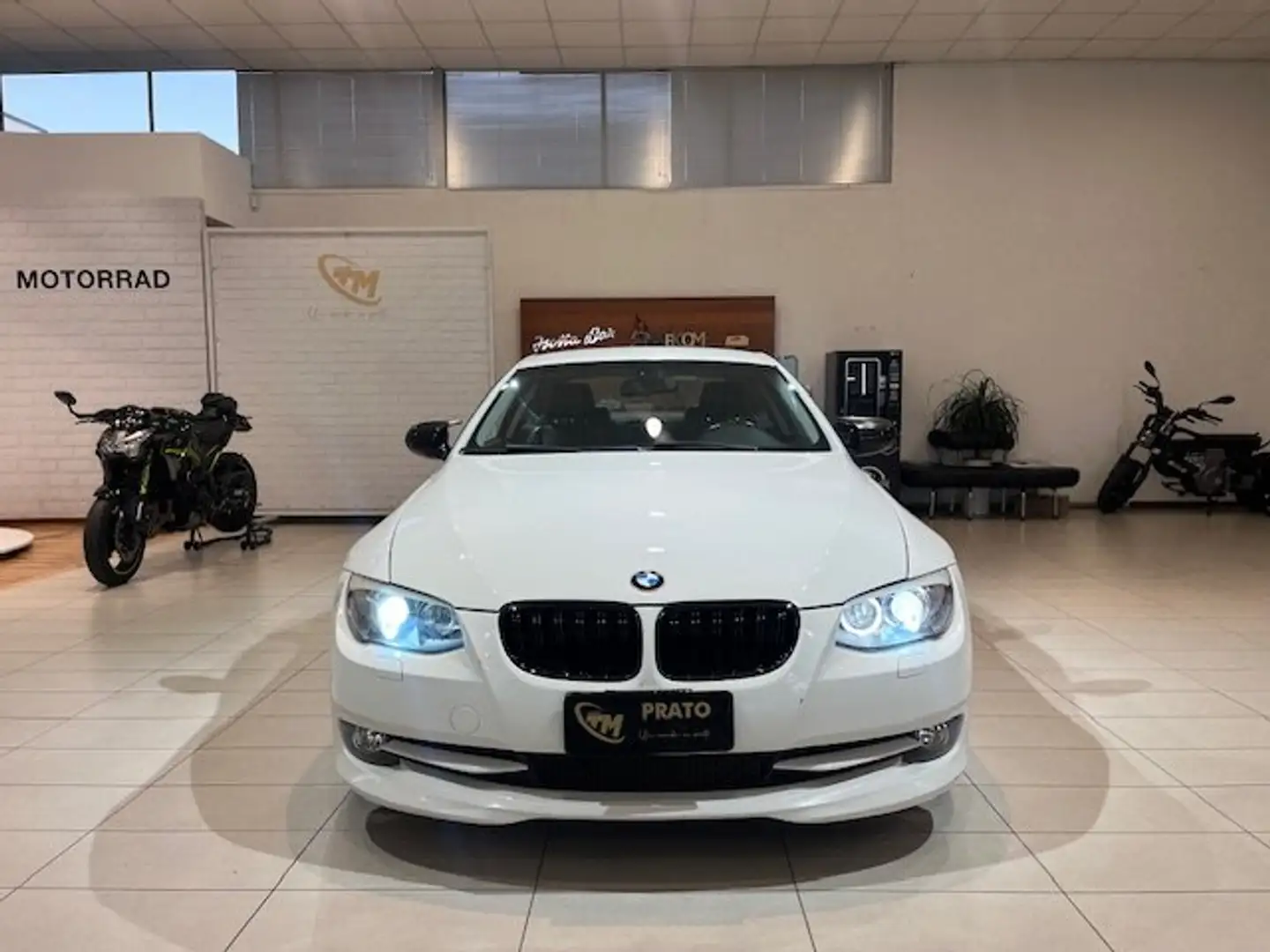 BMW 320 d Coupe 184cv *PERFORMANCE* Bianco - 2