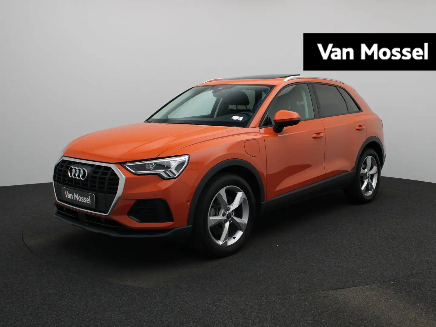Audi Q3 45 TFSI e Advanced edition | 150 PK | Automaat | P Oranje - 1