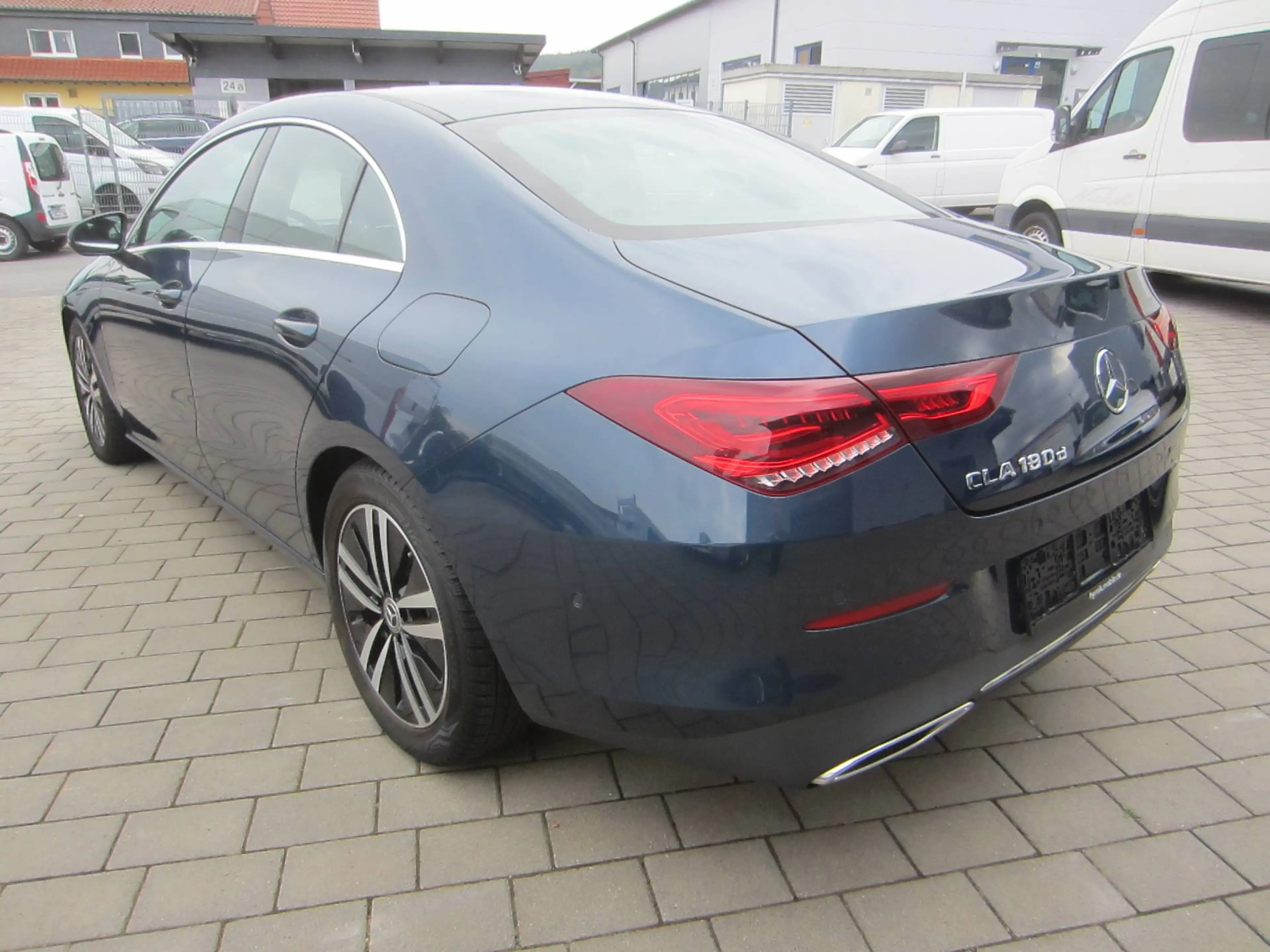 Mercedes-Benz CLA 180 CLA 180 d Business Paket LED — photo 4