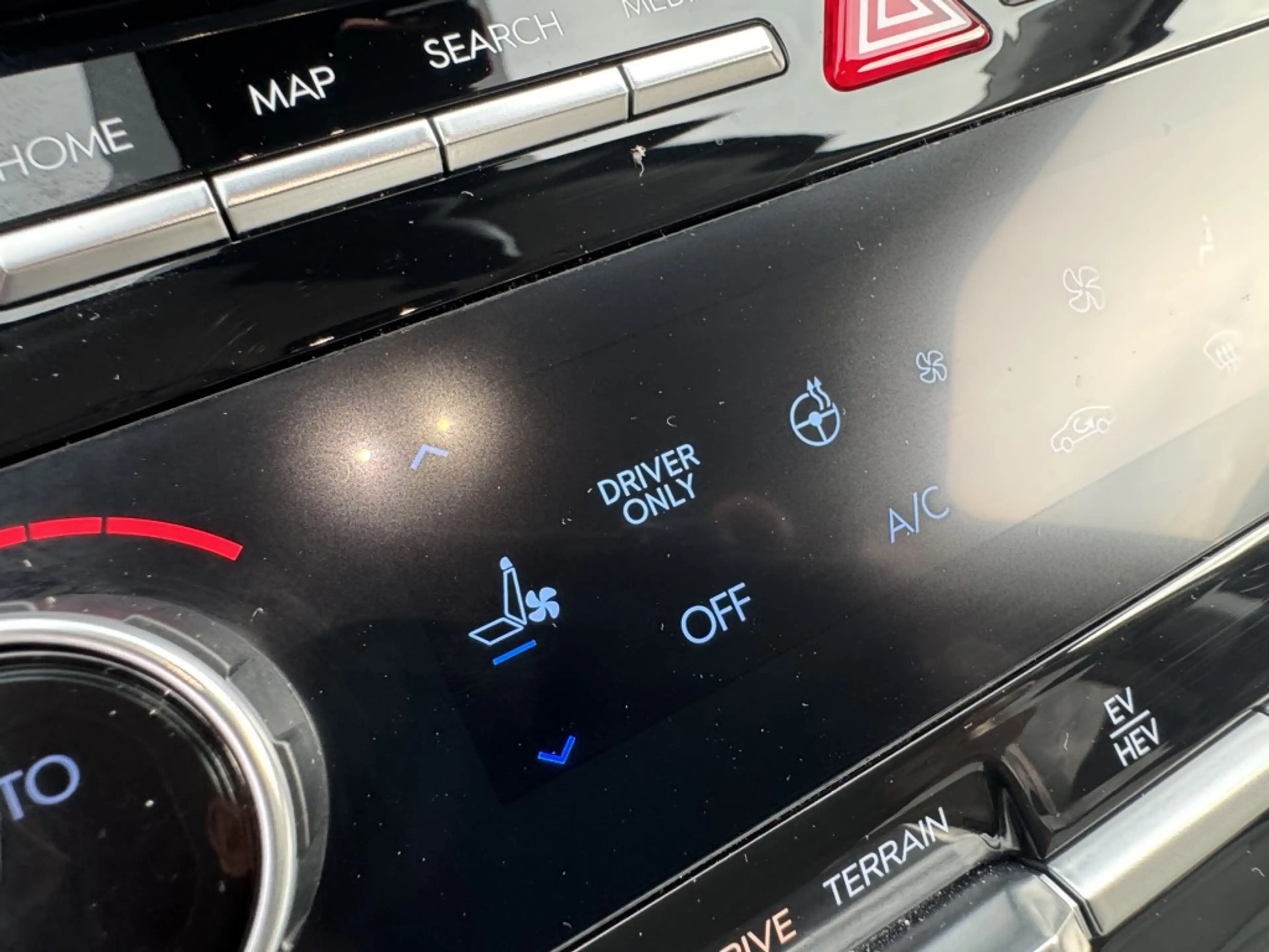 Hyundai SANTA FE 1.6 T-GDI PHEV Premium 4WD 7p Leer — photo 20