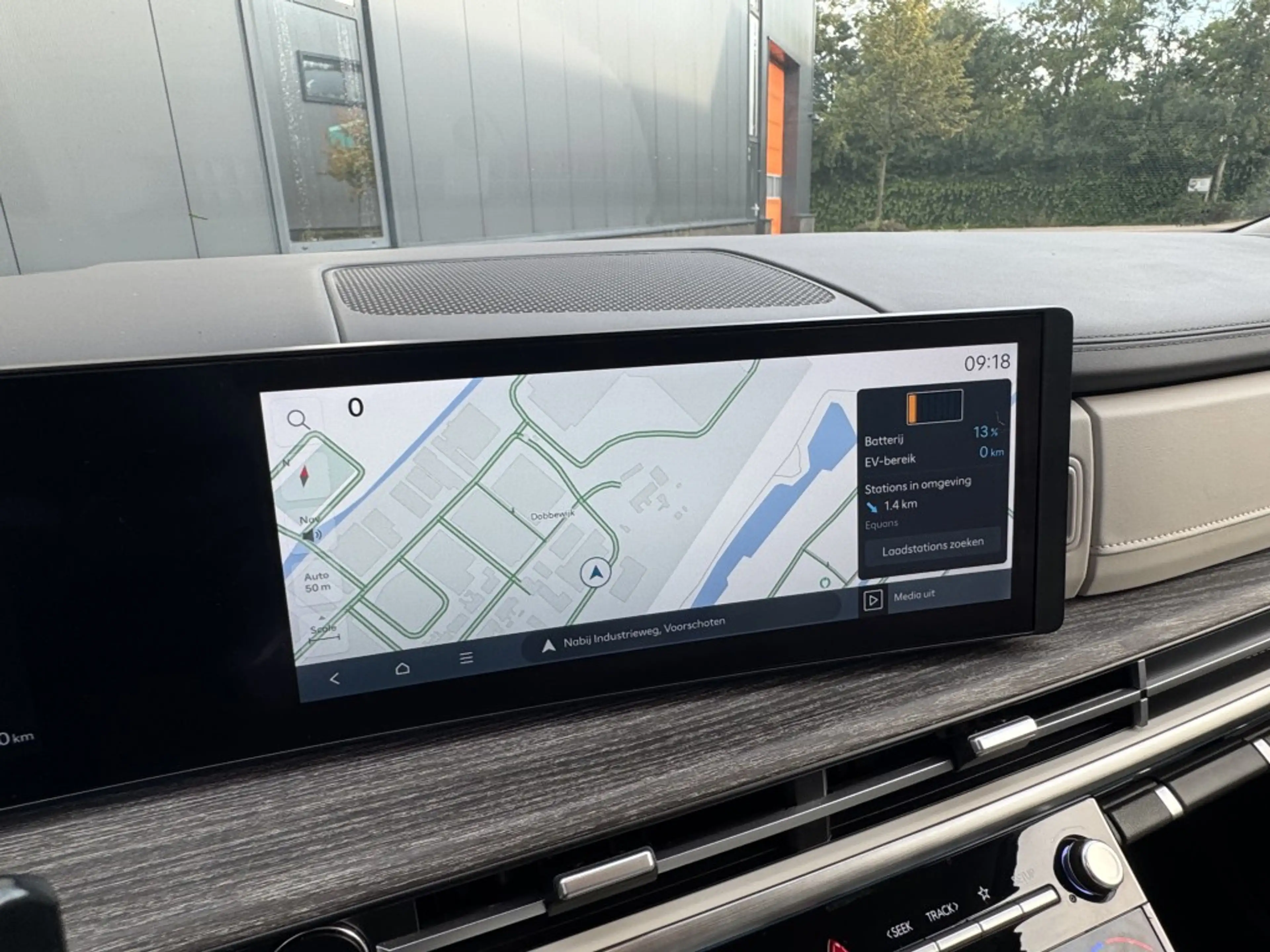 Hyundai SANTA FE 1.6 T-GDI PHEV Premium 4WD 7p Leer — photo 25