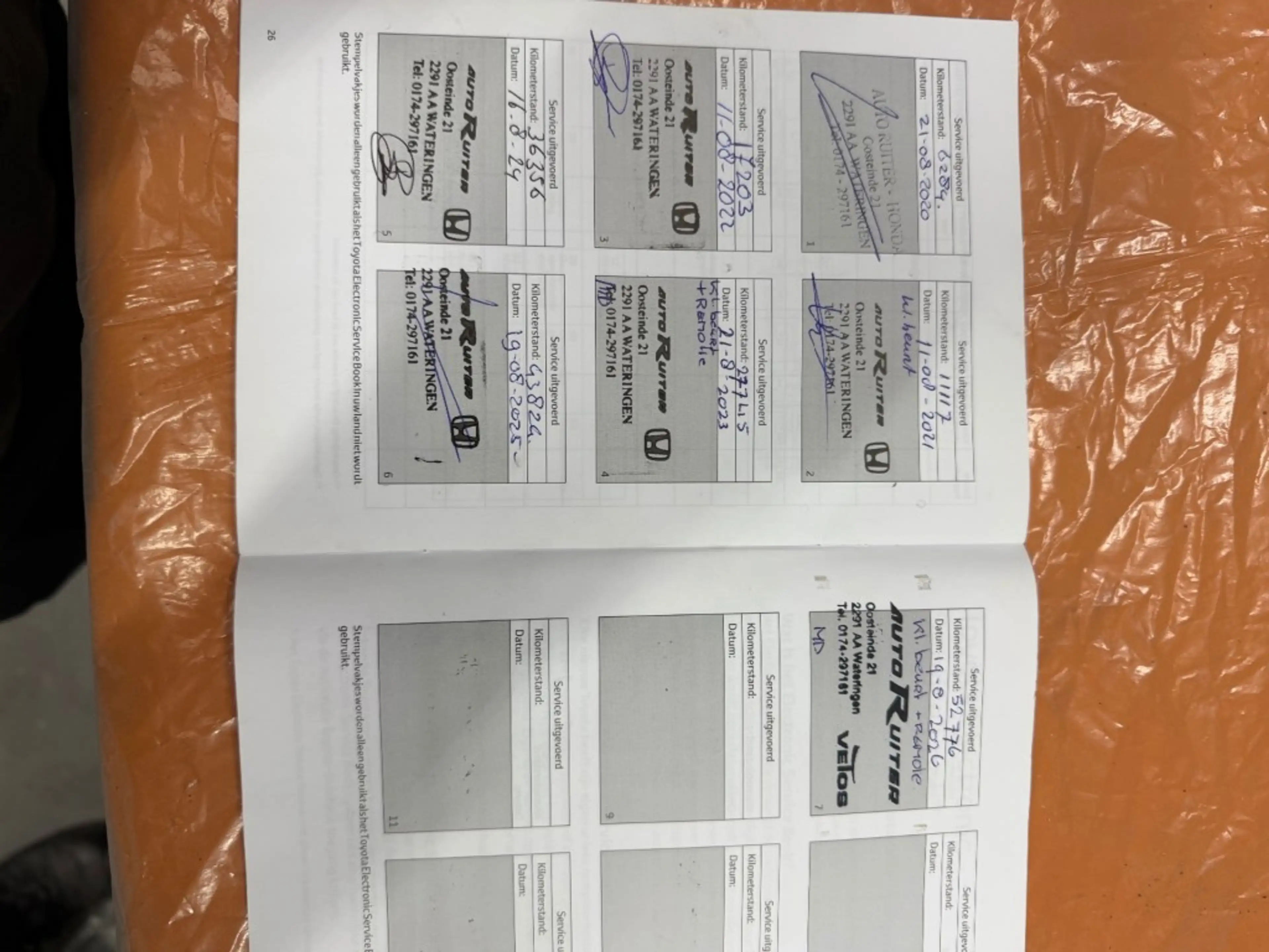 Toyota C-HR 1.8 HYBRID DYNAMIC — photo 15