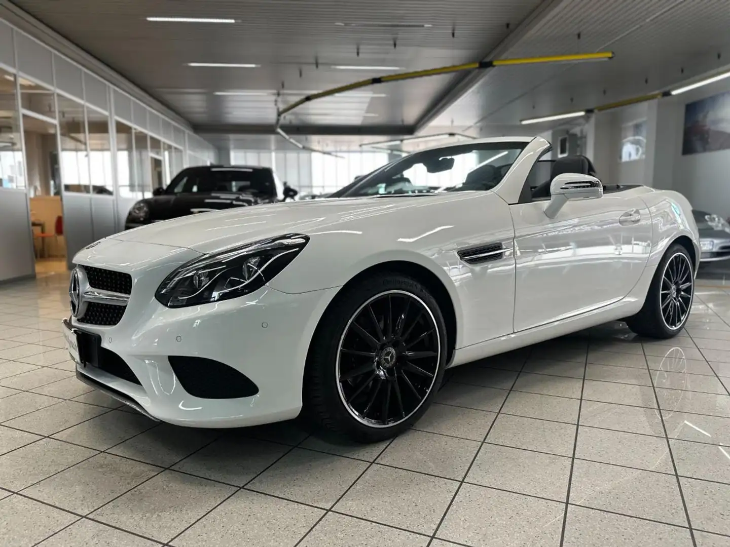 Mercedes-Benz SLC 180 Sport auto - UNICO PROPRIETARIO White - 2