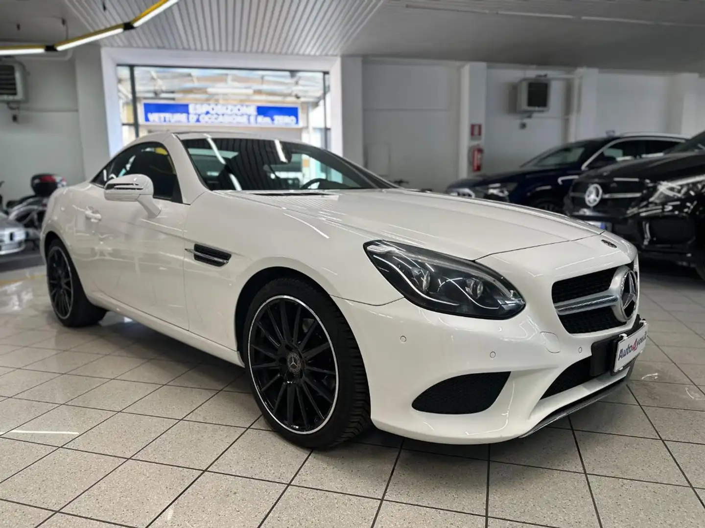 Mercedes-Benz SLC 180 Sport auto - UNICO PROPRIETARIO White - 1