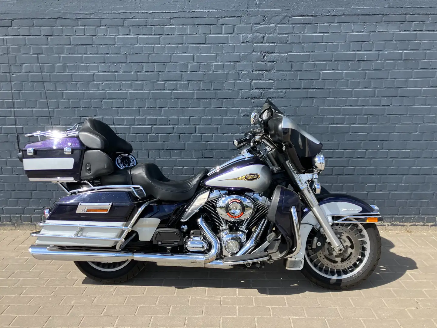 Harley-Davidson Electra Glide ultra classic Blau - 1