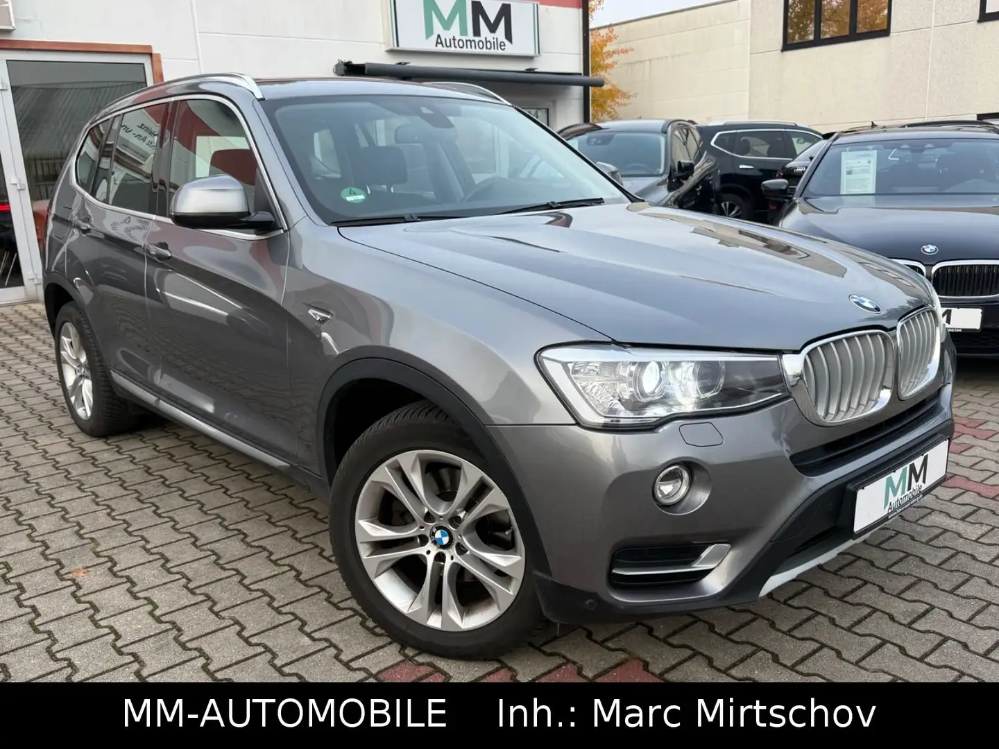 BMW X3 xDrive 20d xLine-2.HAND-NAV-LEDER-PANO-BMW KD Grau - 1