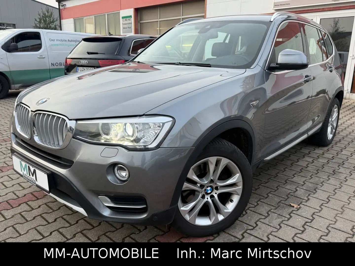BMW X3 xDrive 20d xLine-2.HAND-NAV-LEDER-PANO-BMW KD Grau - 2