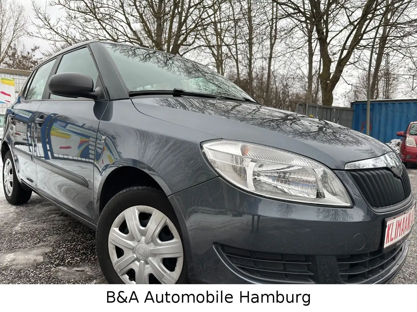 Skoda Fabia Classic 2 Hand+Tüv/Au 10.27+Klima Grau - 1
