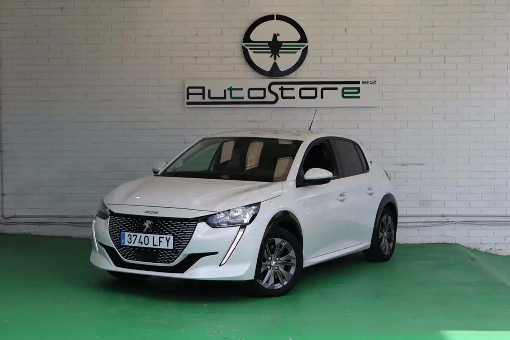 Peugeot 208 Allure Eléctrico 100kW Blanco - 1
