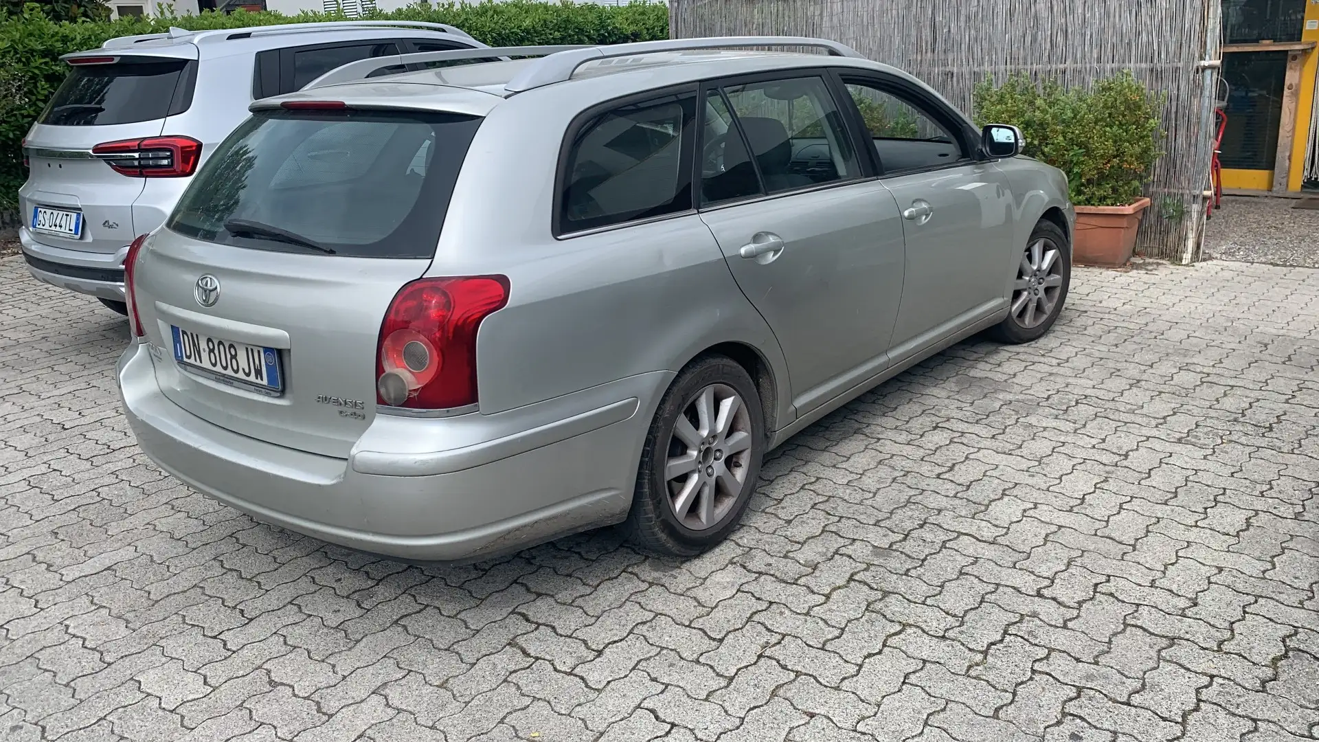 Toyota Avensis SW 2.0 td 4d - 2