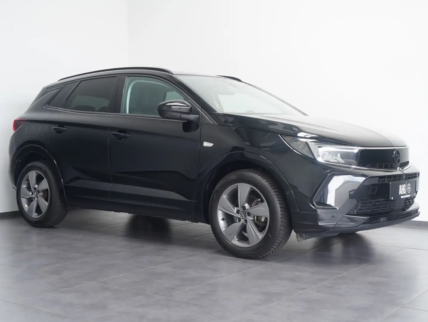 Opel Grandland X 1.2 Turbo GS Line Schwarz - 2