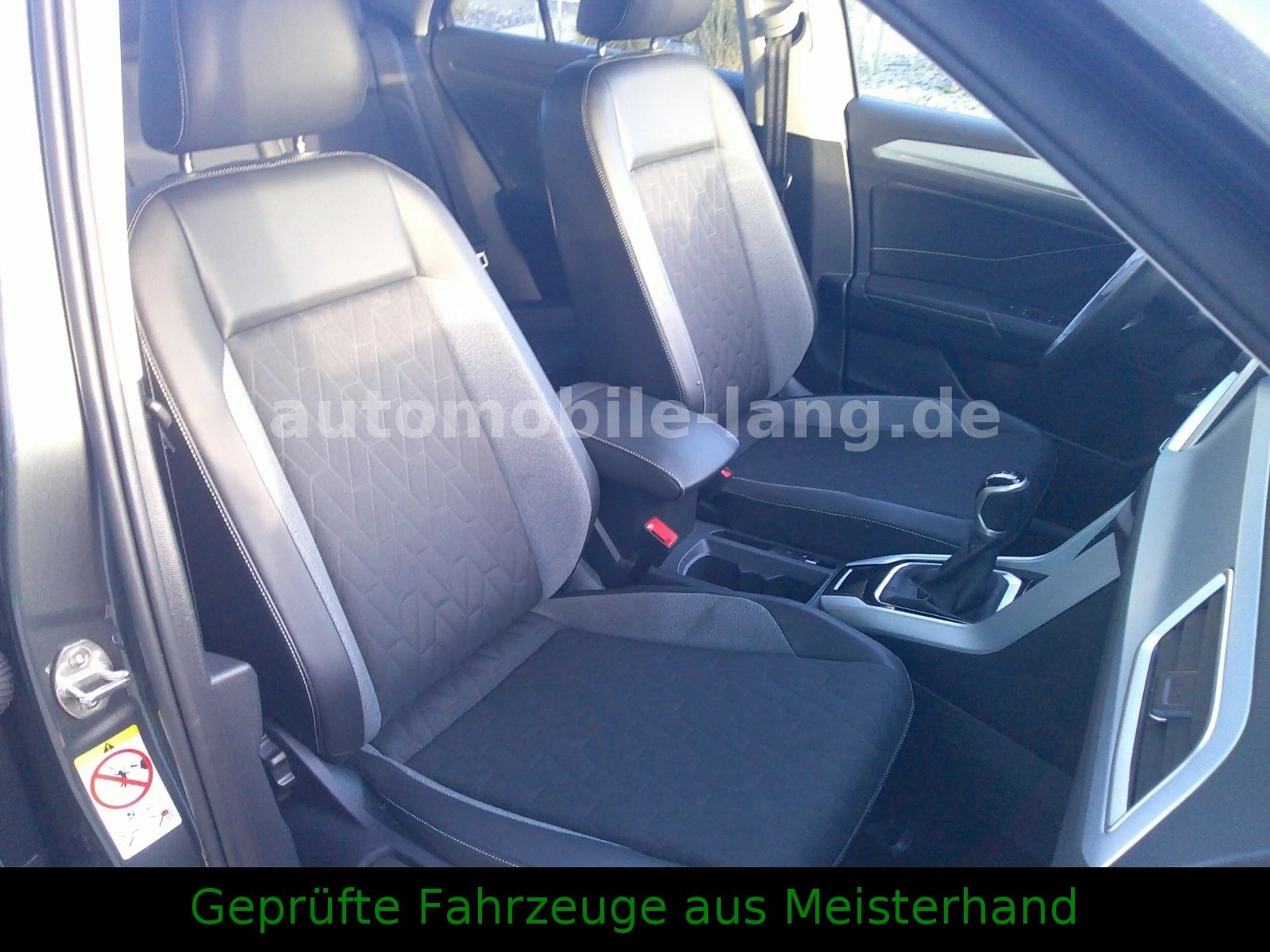 Volkswagen T-Roc 1,0 Goal #ACC #SHZ #KLIMAAUTO — photo 8