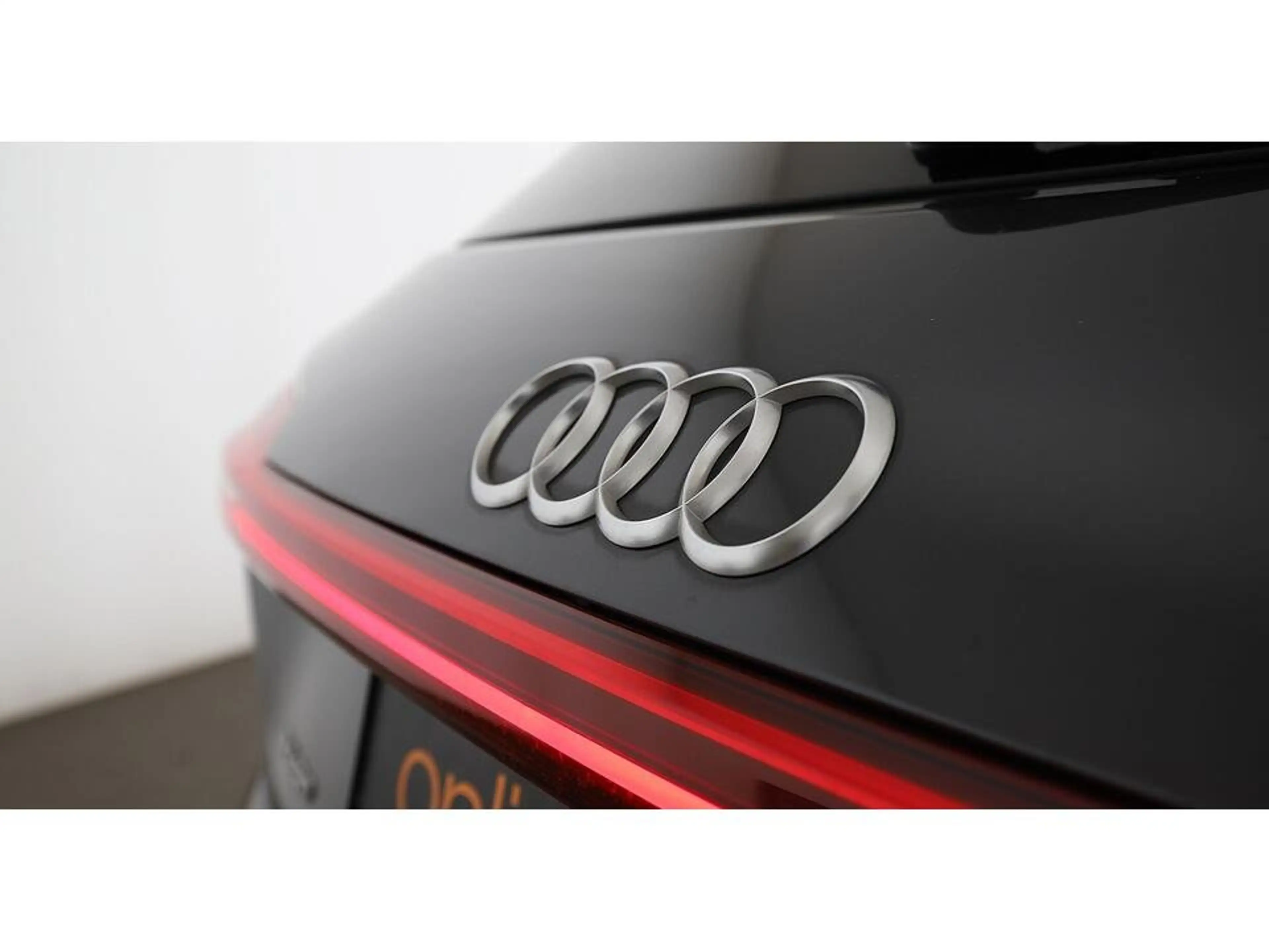 Audi e-tron 55 quattro 95kWh Aut LED 360-CAM HEAD-UP — photo 8