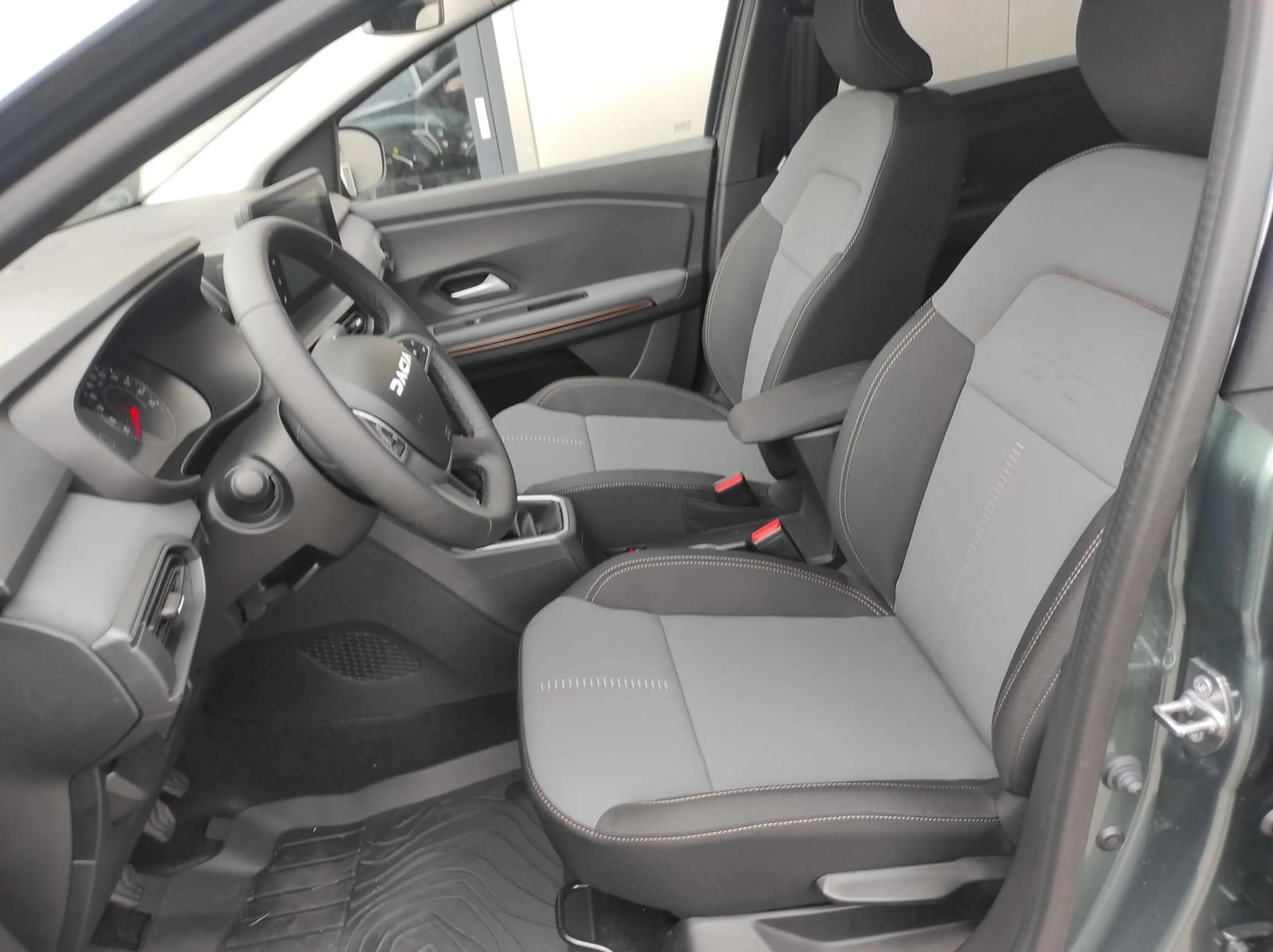 Dacia Jogger Dacia Jogger Extreme+7Sitzer+Cam+APP+SHZ — photo 9