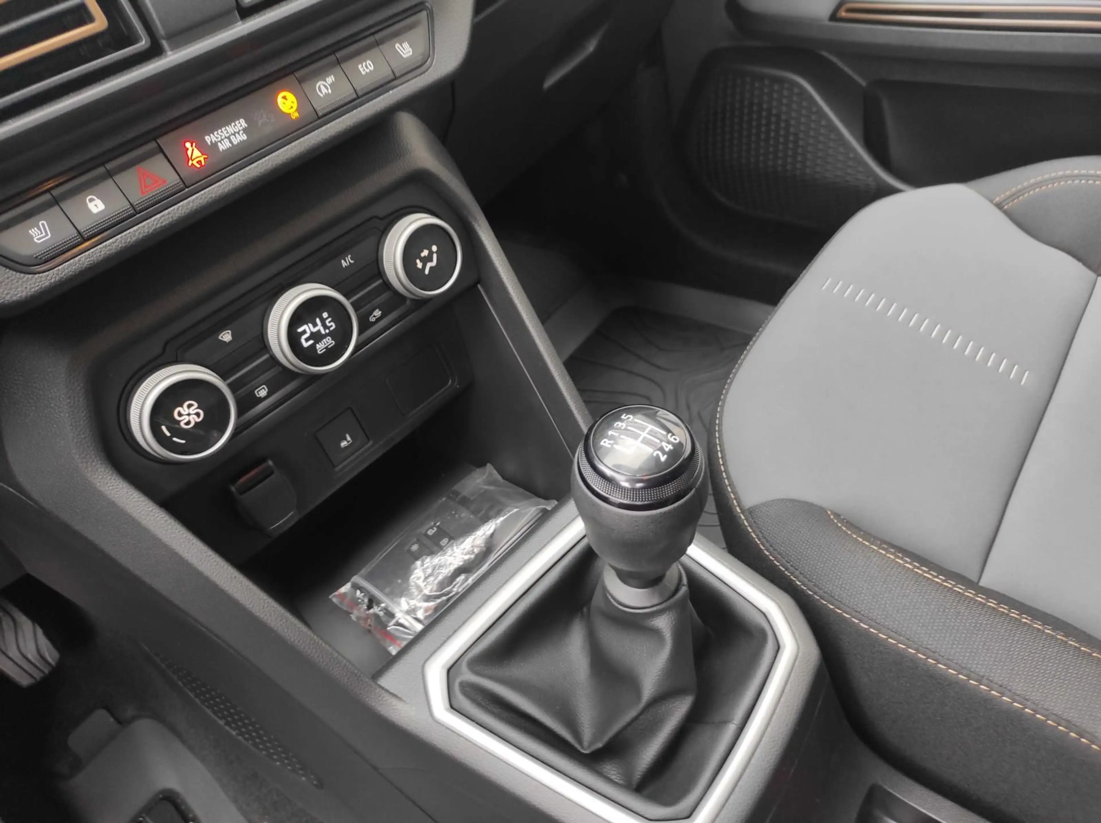 Dacia Jogger Dacia Jogger Extreme+7Sitzer+Cam+APP+SHZ — photo 10