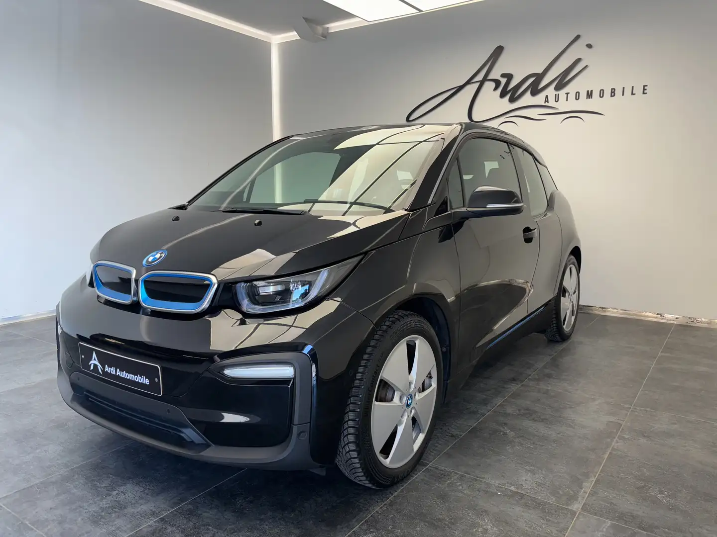 BMW i3 120Ah - 42.2 kWh *LED*CAMERA*1ER PROPRIO*GARANTIE* Zwart - 1