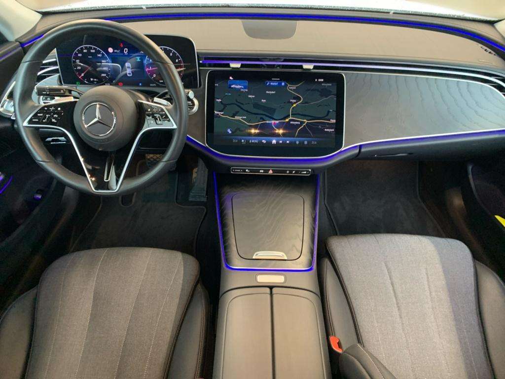 Mercedes-Benz E 200
