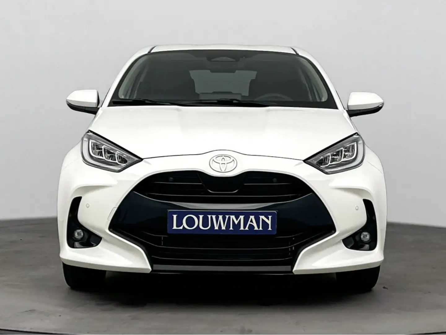 Toyota Yaris 1.5 Hybrid 115 Dynamic Comfort Pack | NIEUW & DIRE Wit - 2
