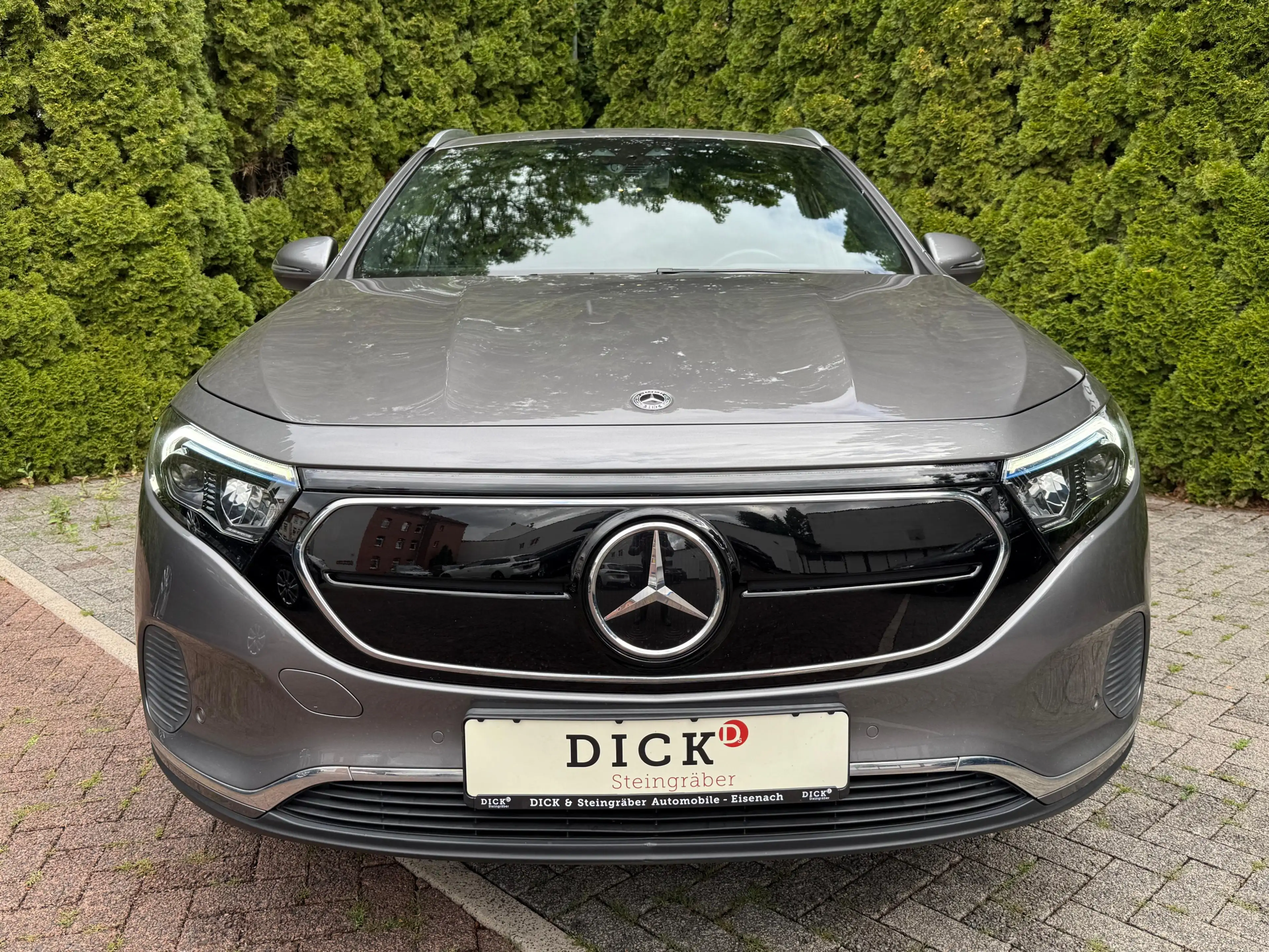 Mercedes-Benz EQA 350 4M Progressive LED+MBUX+KAM+AHK+HuD+DIST — photo 2