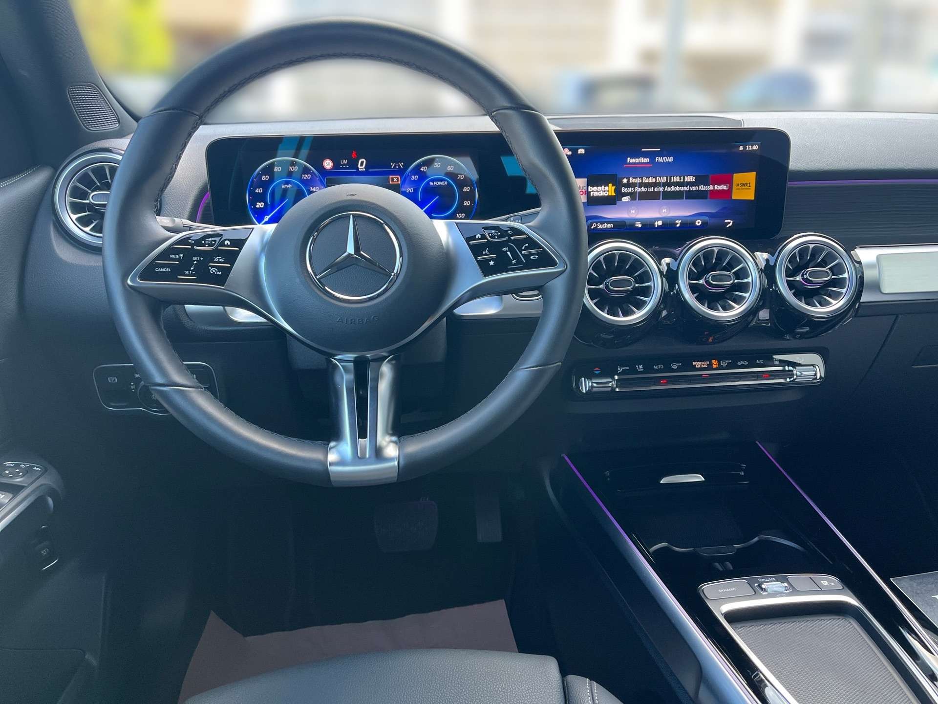 Mercedes-Benz EQB