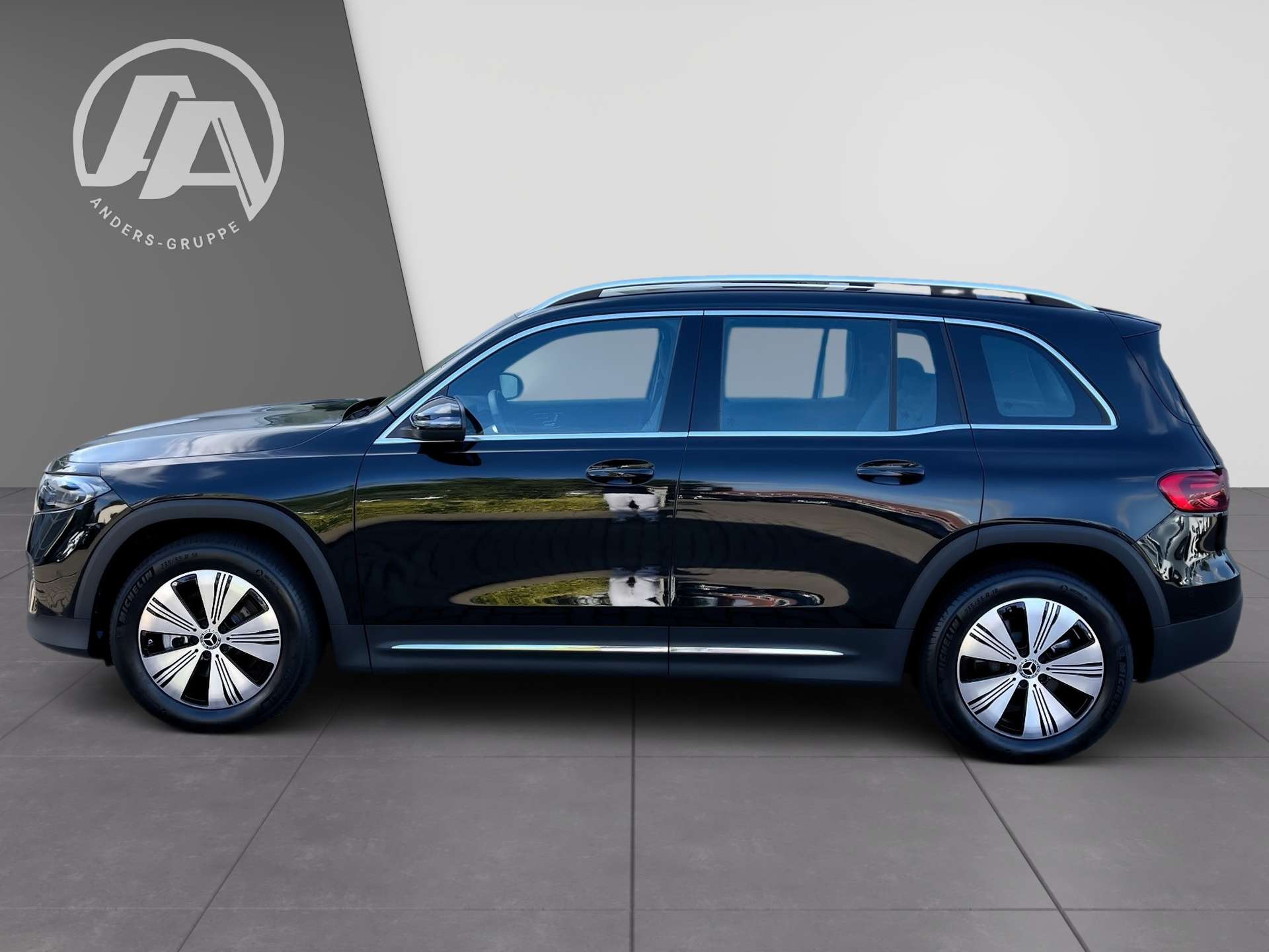 Mercedes-Benz EQB