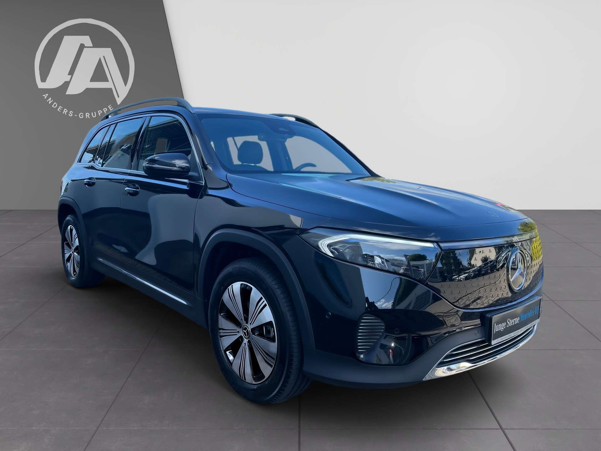 Mercedes-Benz EQB
