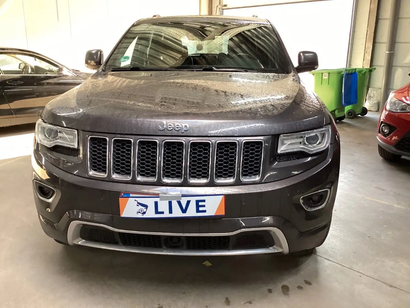 Jeep Grand Cherokee 3.0 CRD +BI-XEN.+AHK+ACC+PANO+NAV Schwarz - 2