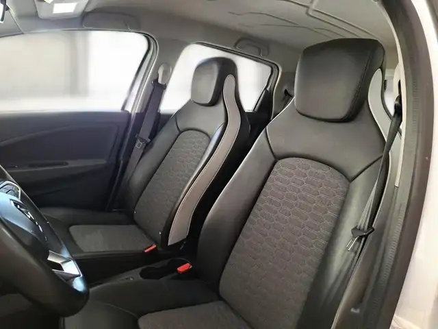 Renault Zoe view 9