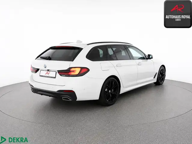 BMW 5 Series view 5