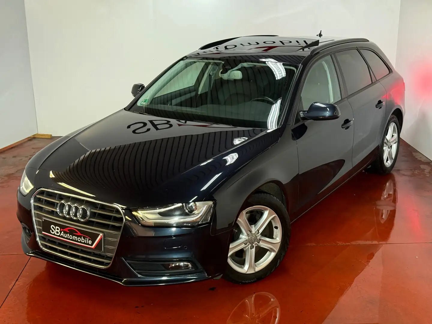 Audi A4 Avant 2.0 TDi Quattro / S-Line/TOIT-PANO/GARANTIE/ - 2