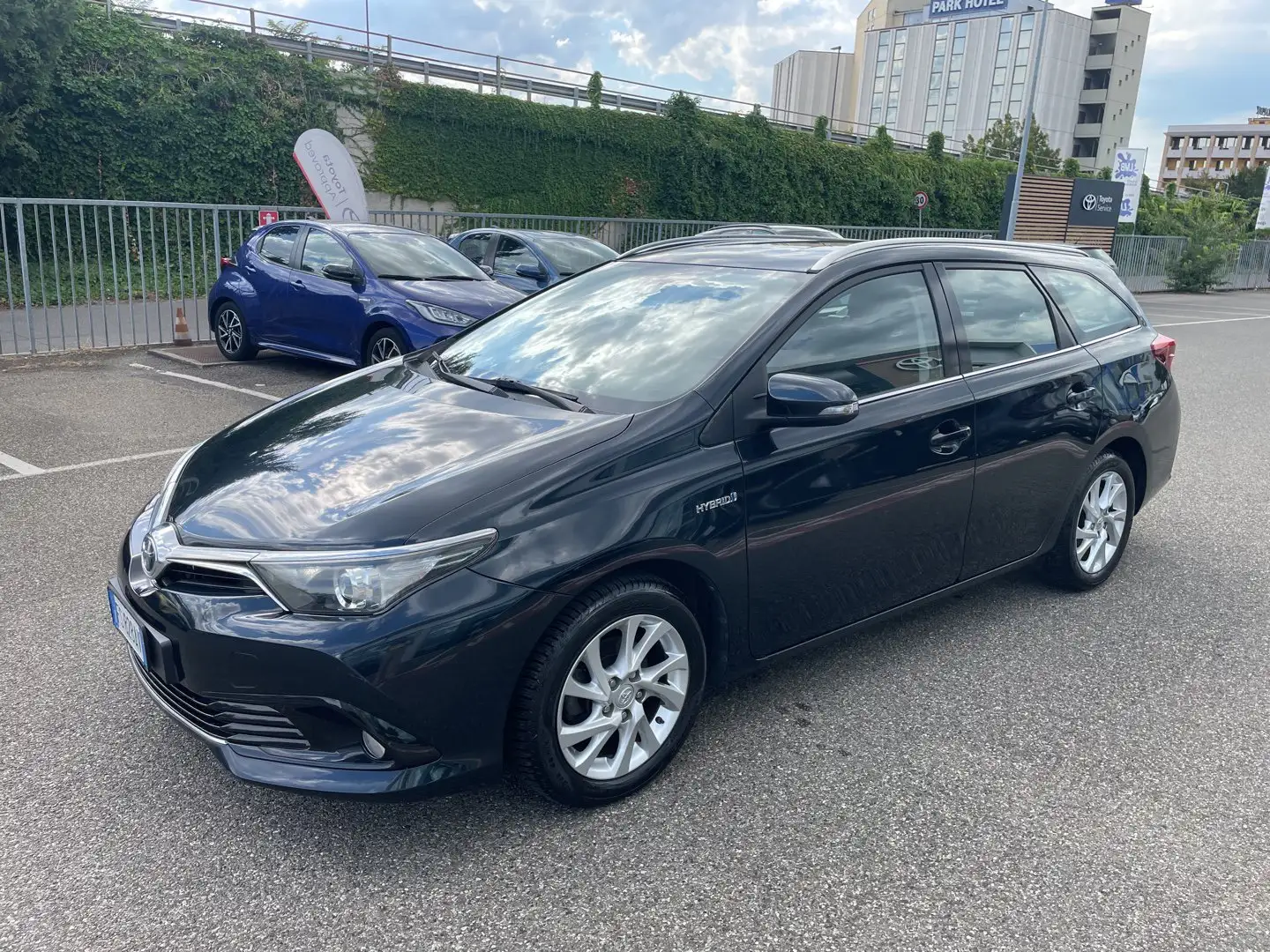 Toyota Auris Auris Touring Sports 1.8 Hybrid Active - 1