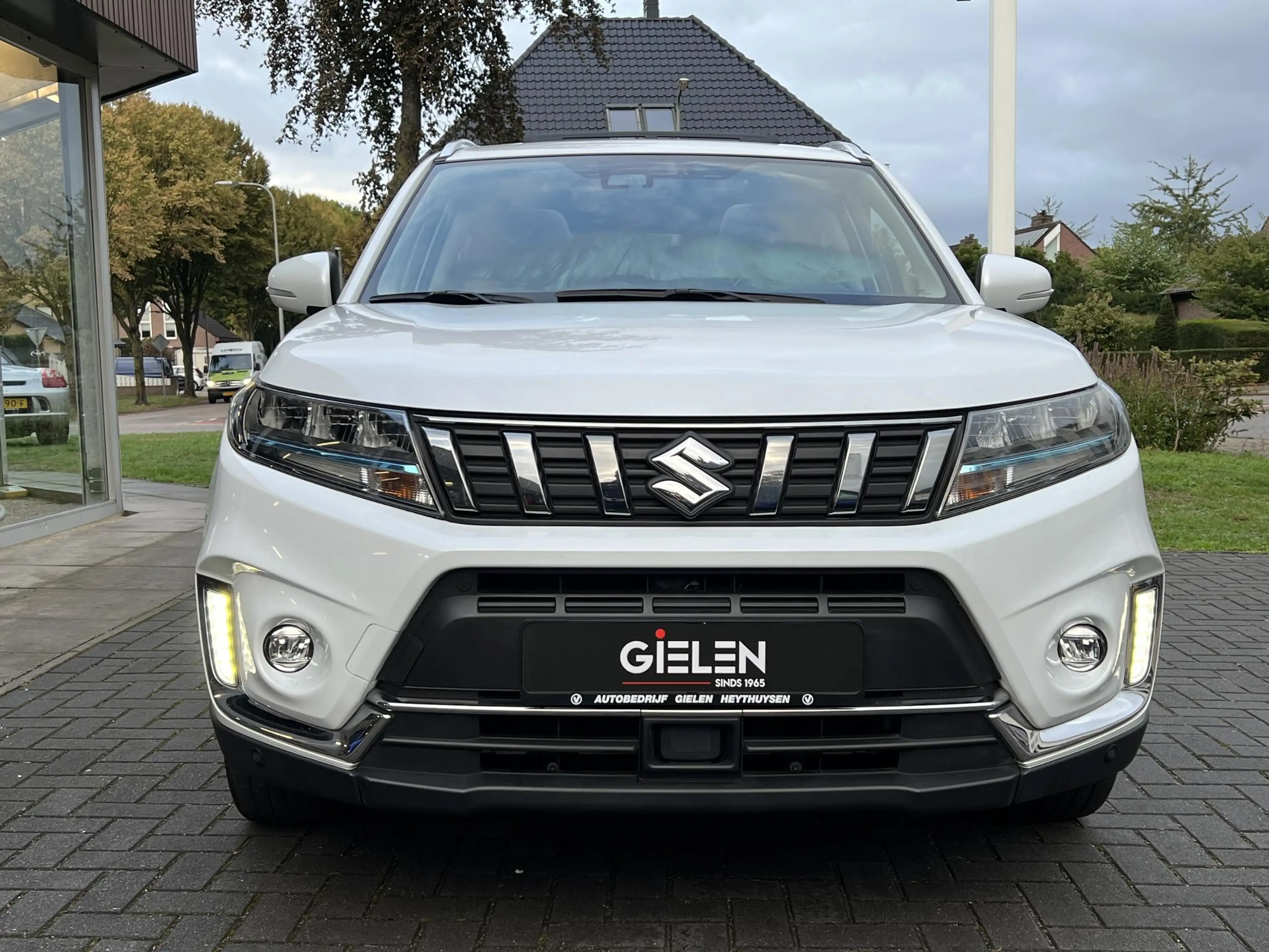 Suzuki Vitara 1.5 Hybrid Style | Trekhaak, Panoramadak, Dodehoek — photo 13