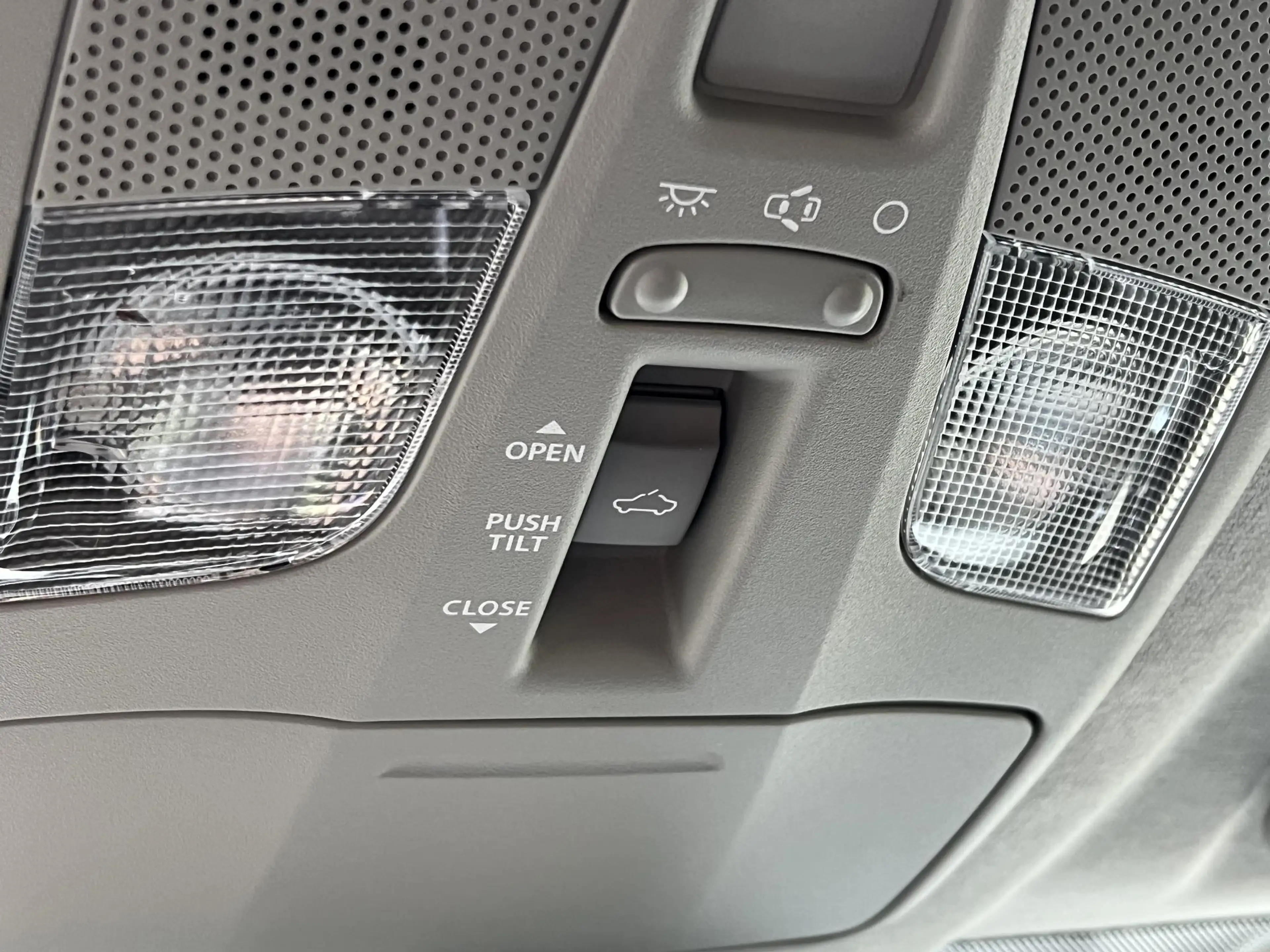 Suzuki Vitara 1.5 Hybrid Style | Trekhaak, Panoramadak, Dodehoek — photo 40