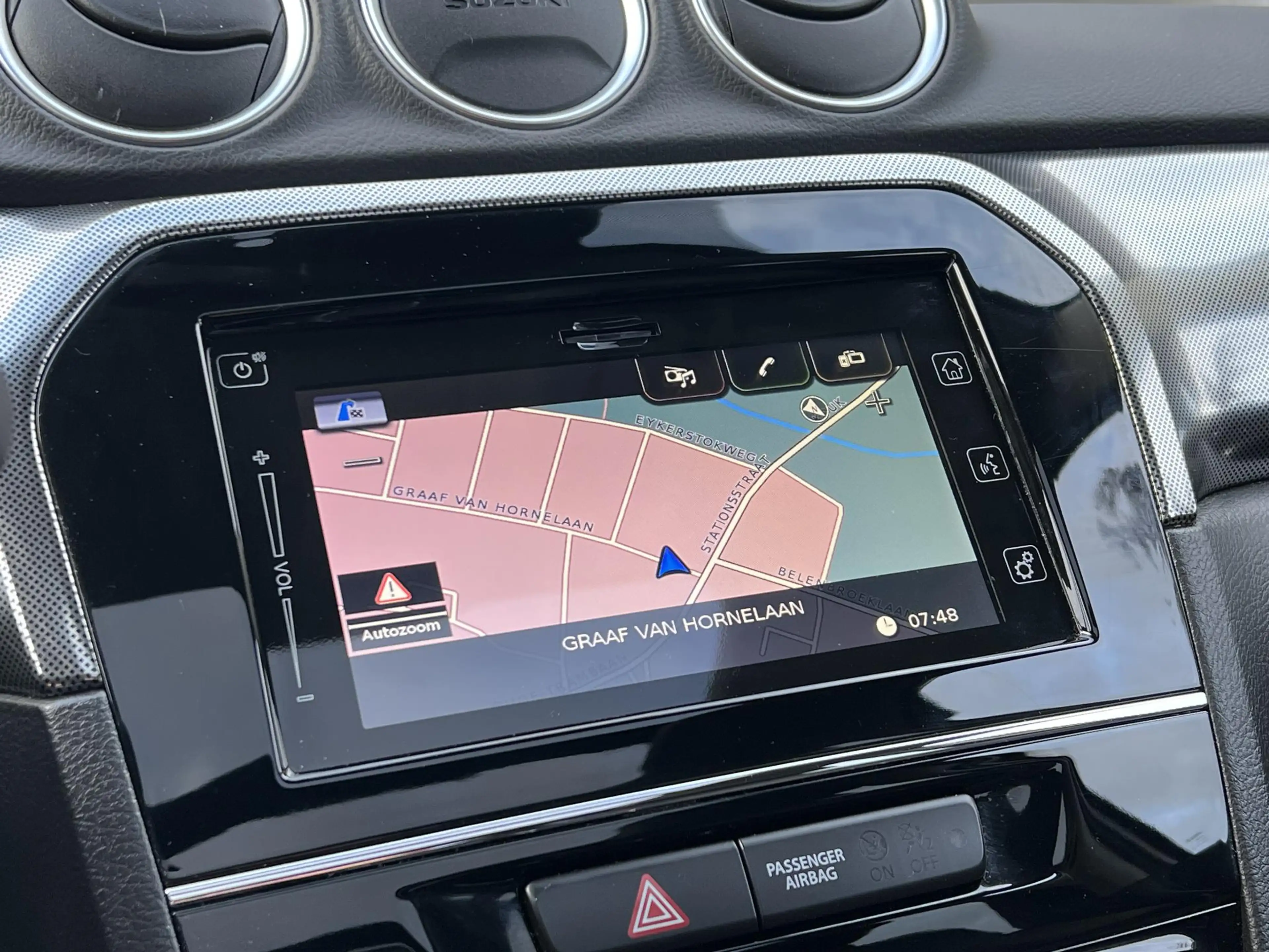 Suzuki Vitara 1.5 Hybrid Style | Trekhaak, Panoramadak, Dodehoek — photo 36