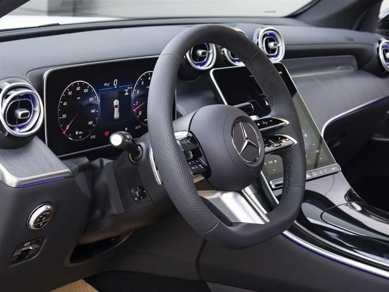 Mercedes-Benz GLC fotografie Mercedes-Benz GLC