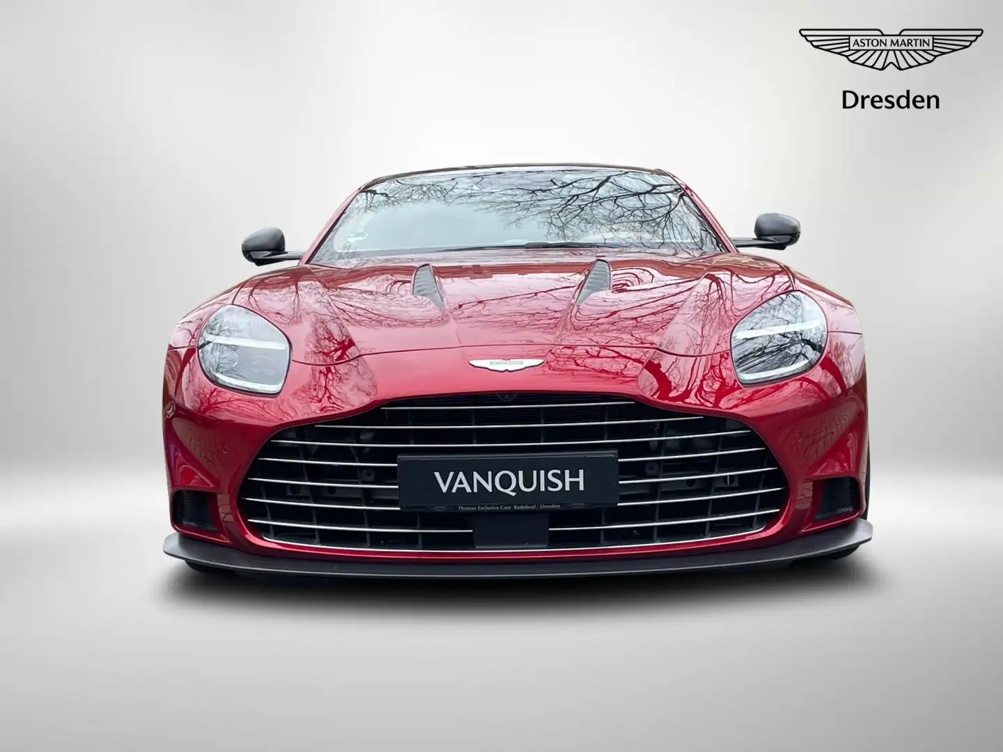 Aston Martin Vanquish MY25 Rot - 2