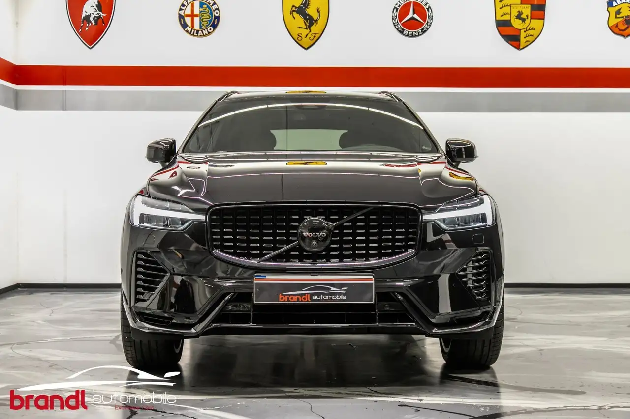 Volvo XC60 2025