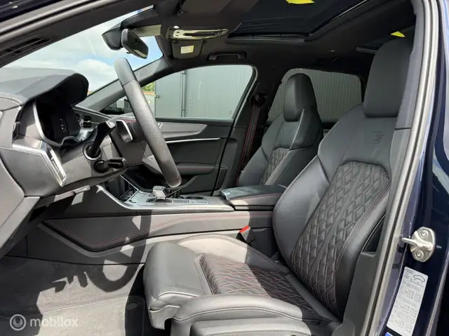 Audi A6 view 4