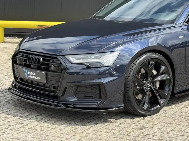 Audi A6 view 6