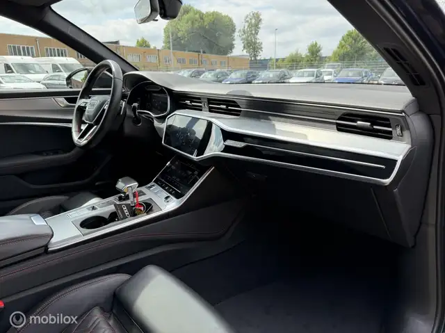 Audi A6 view 14