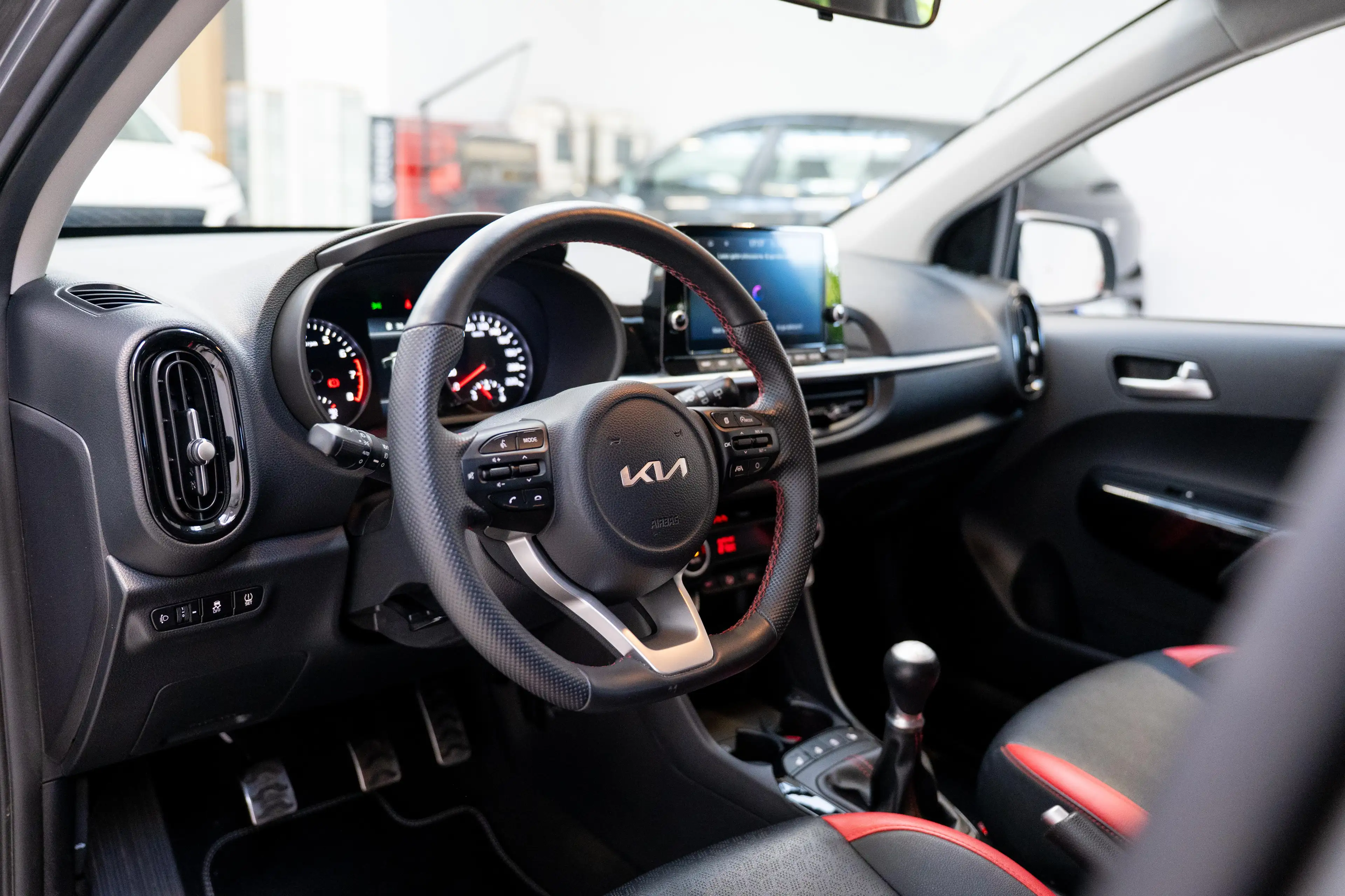 Kia Picanto 1.2i 84 GT Line — photo 7